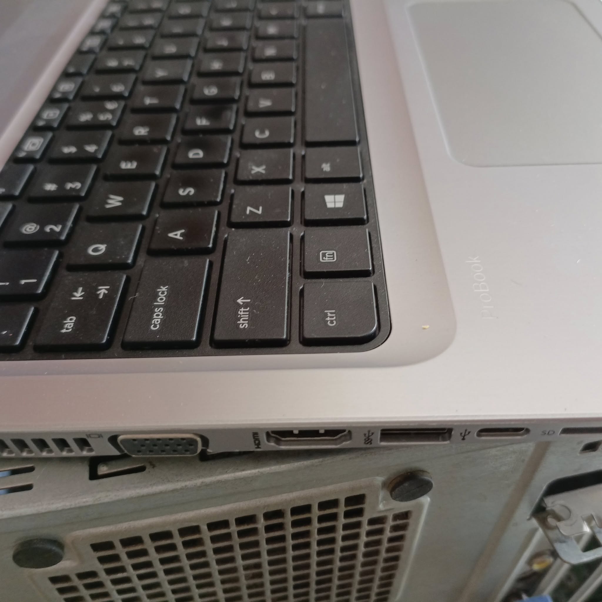 حاسوب محمول